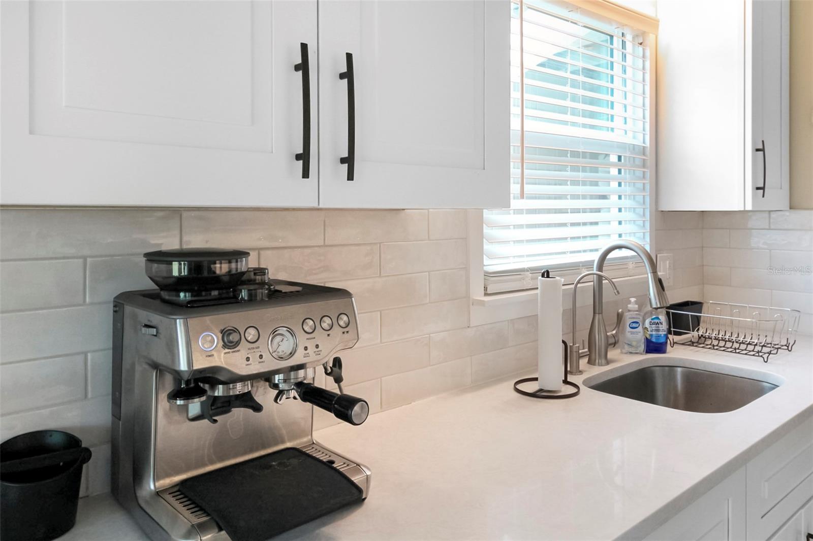 5824 WILDWOOD AVE — photo 36