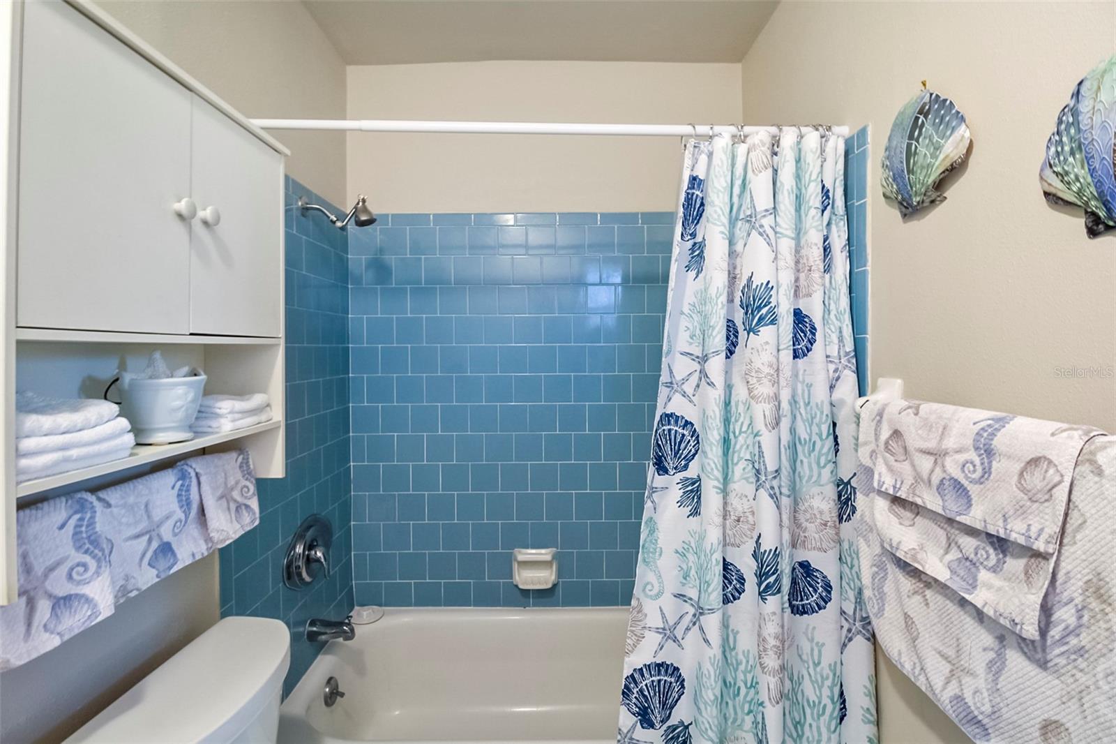 5824 WILDWOOD AVE — photo 21