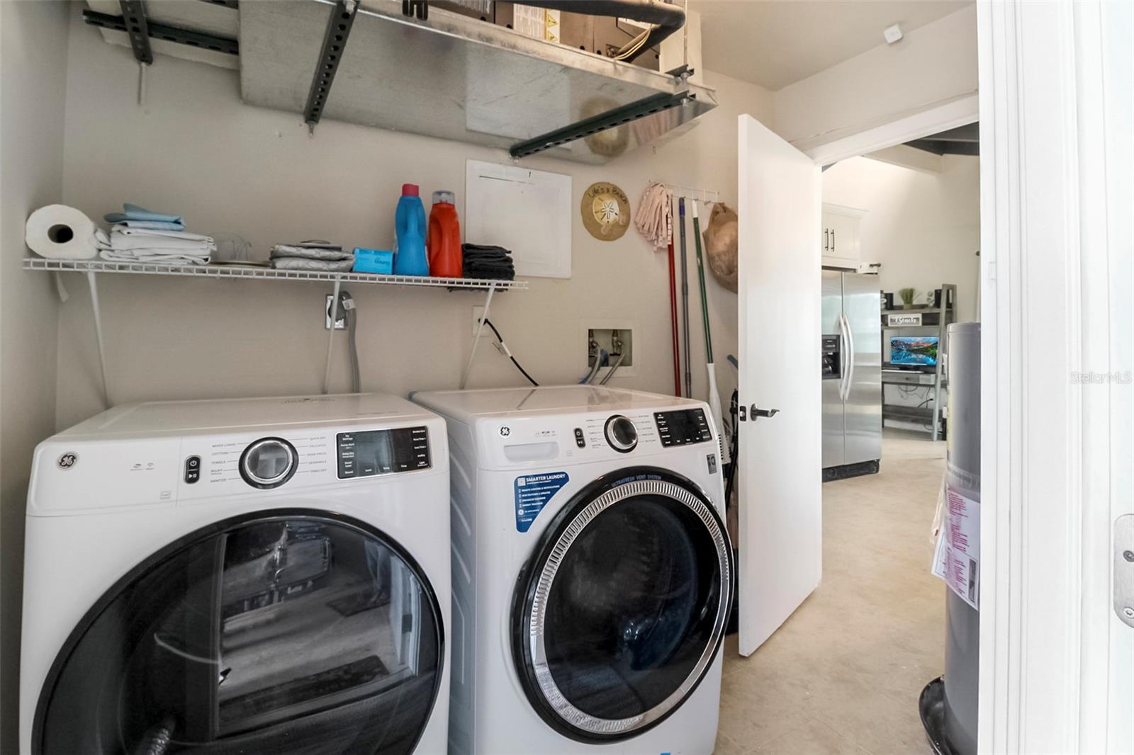5824 WILDWOOD AVE — photo 40