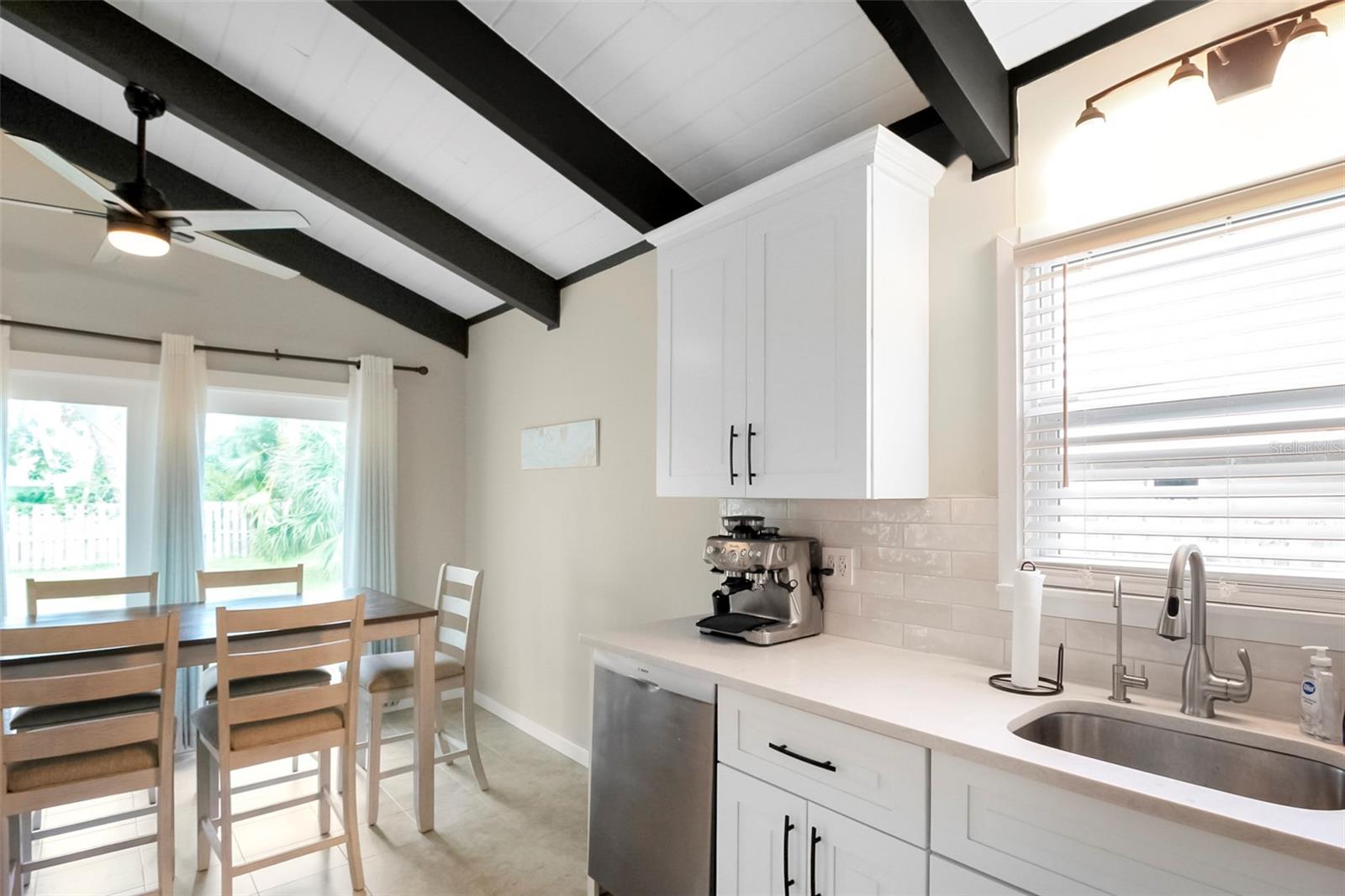 5824 WILDWOOD AVE — photo 35
