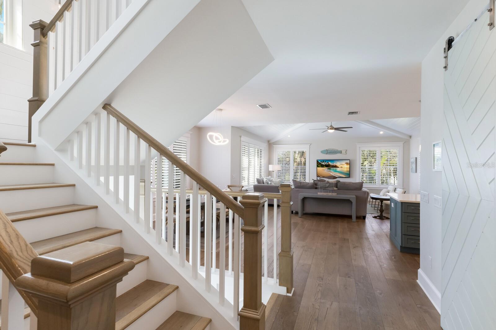 222 WILLOW AVE — photo 12