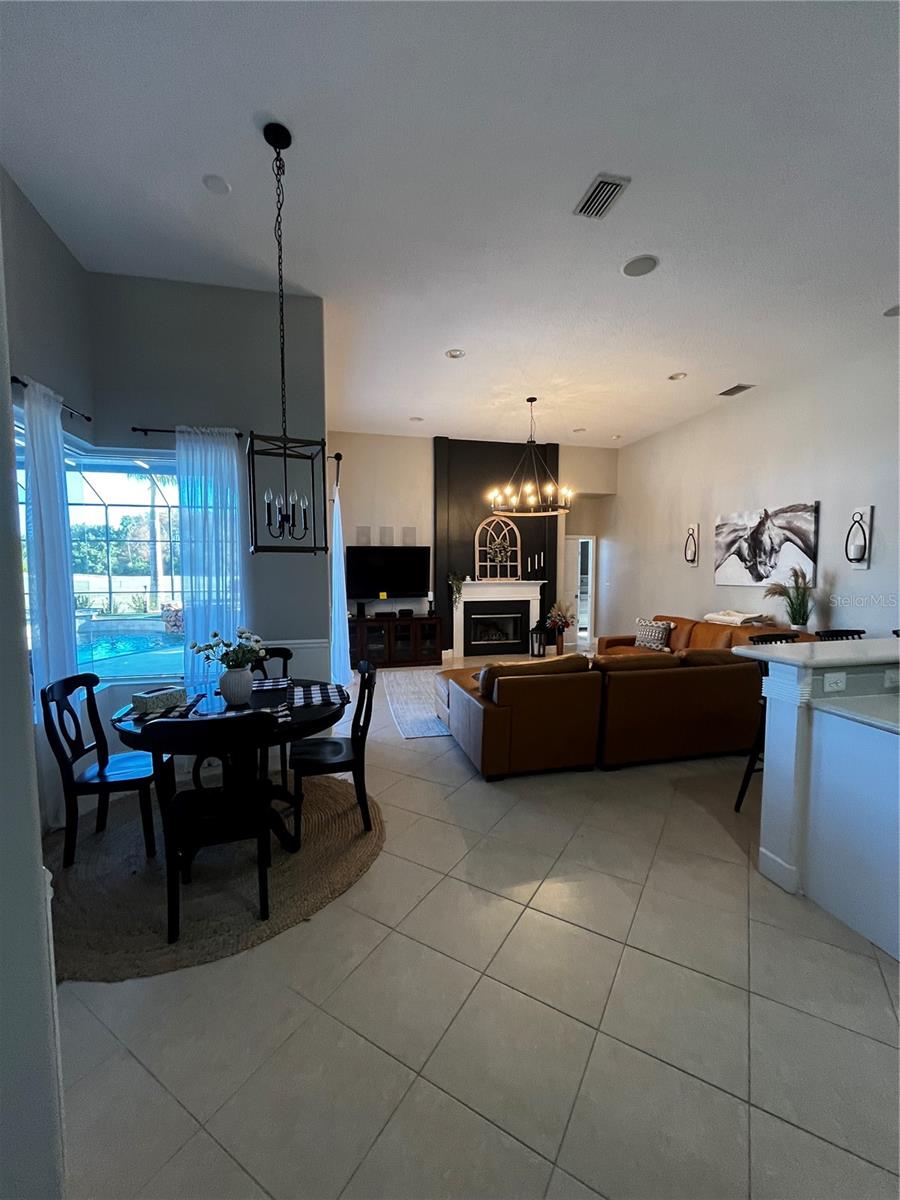 7742 CAMDEN HARBOUR DR — photo 3