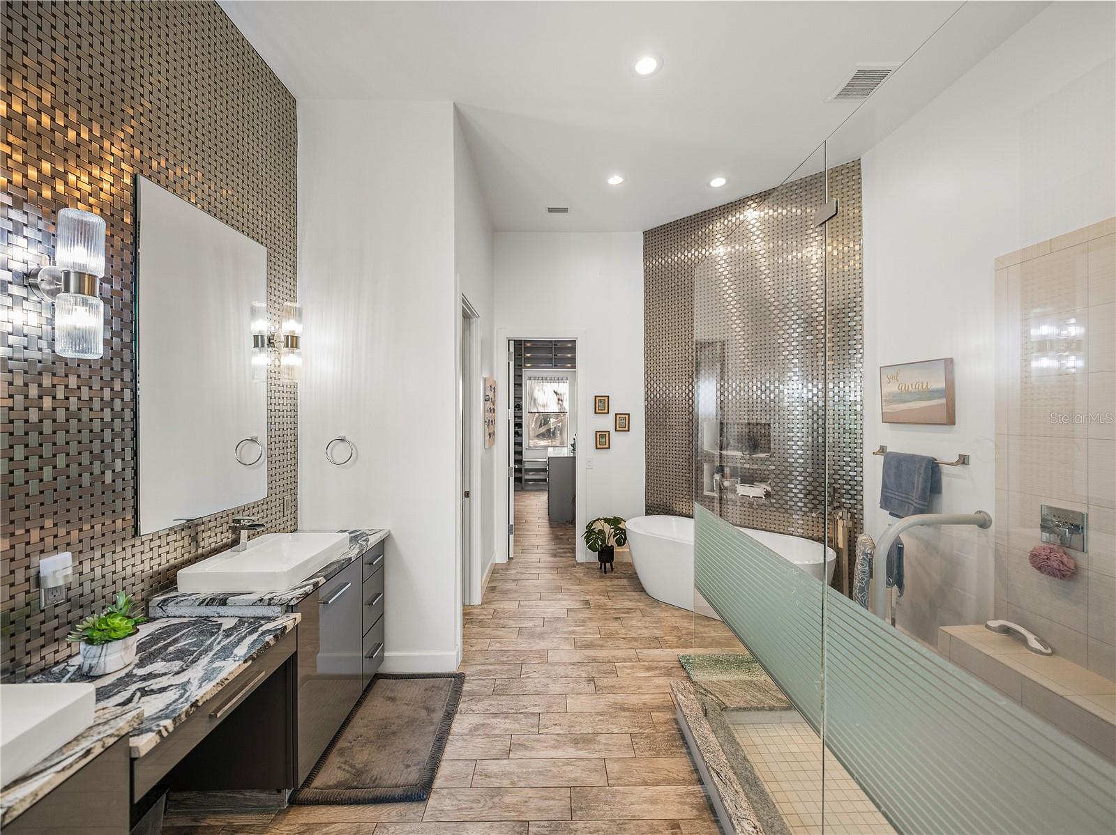 3484 SHORE DR — photo 31