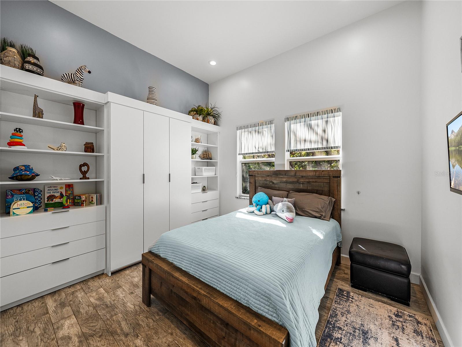 3484 SHORE DR — photo 37