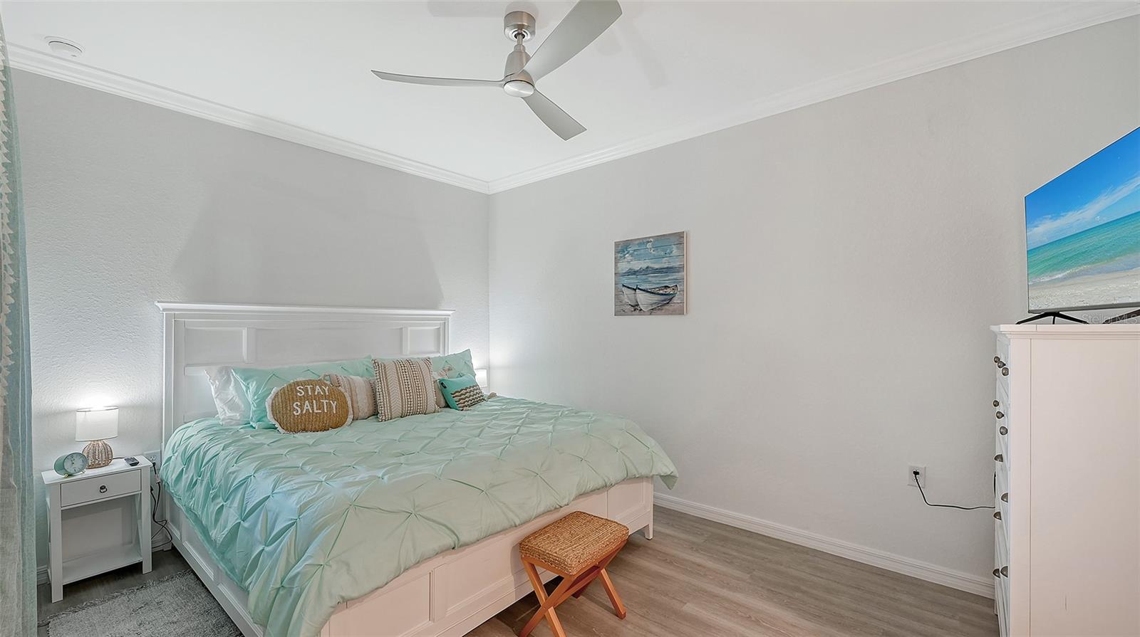 17902 GAWTHROP DR #402 — photo 21