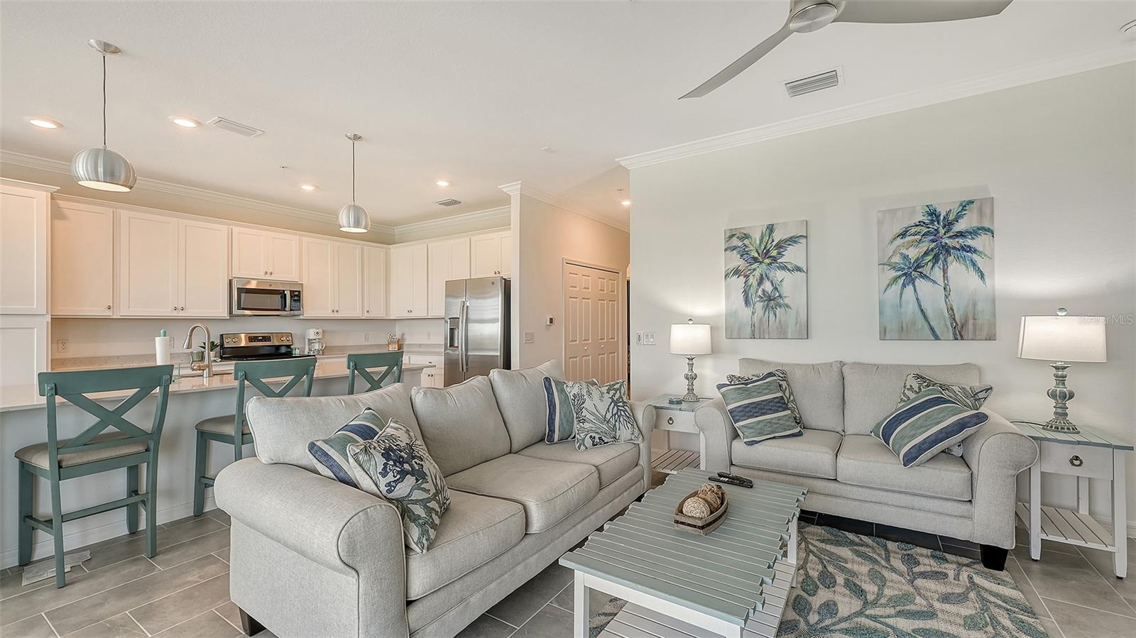 17902 GAWTHROP DR #402 — photo 11