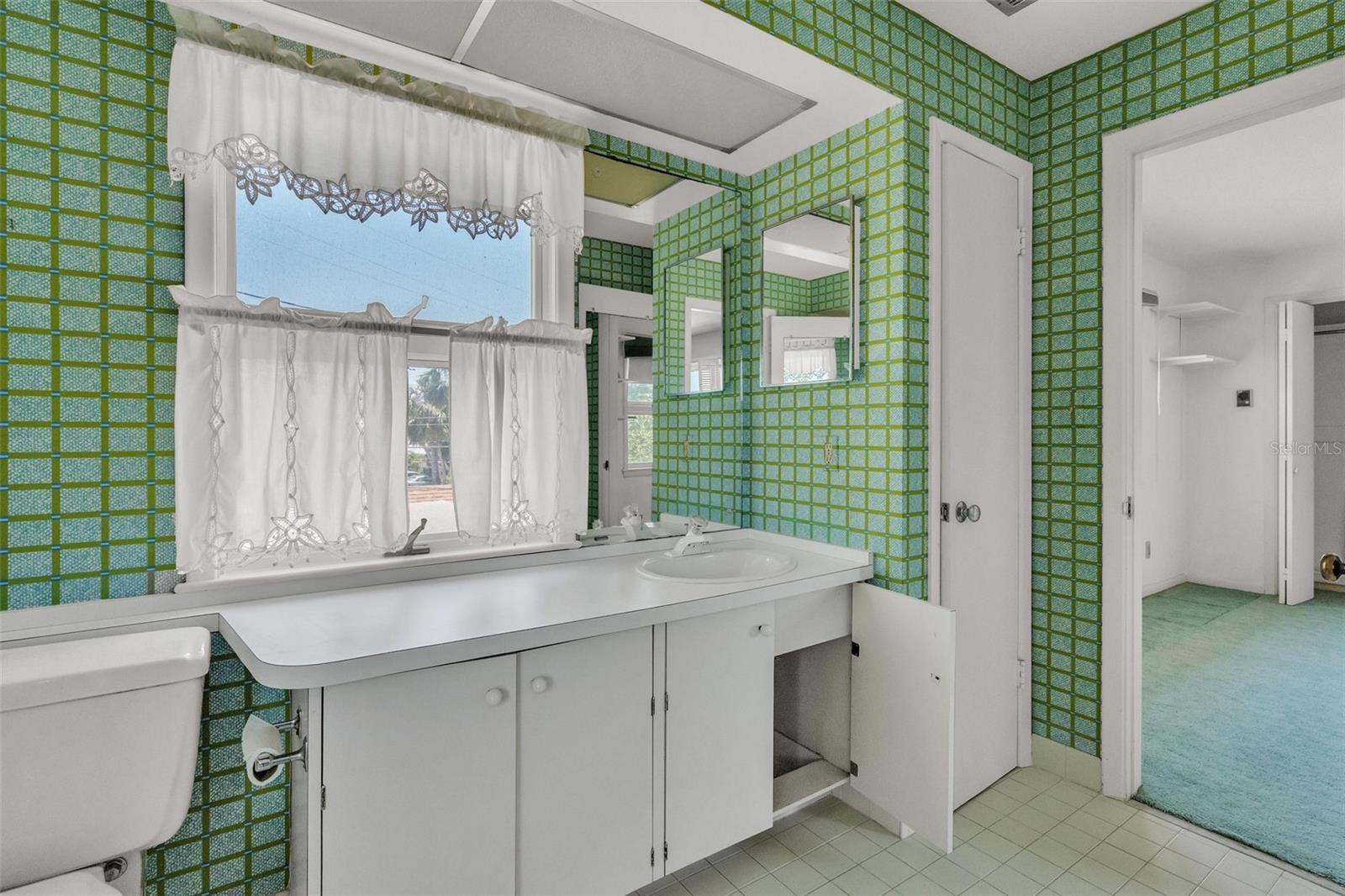 1058 ELDORADO AVE — photo 85