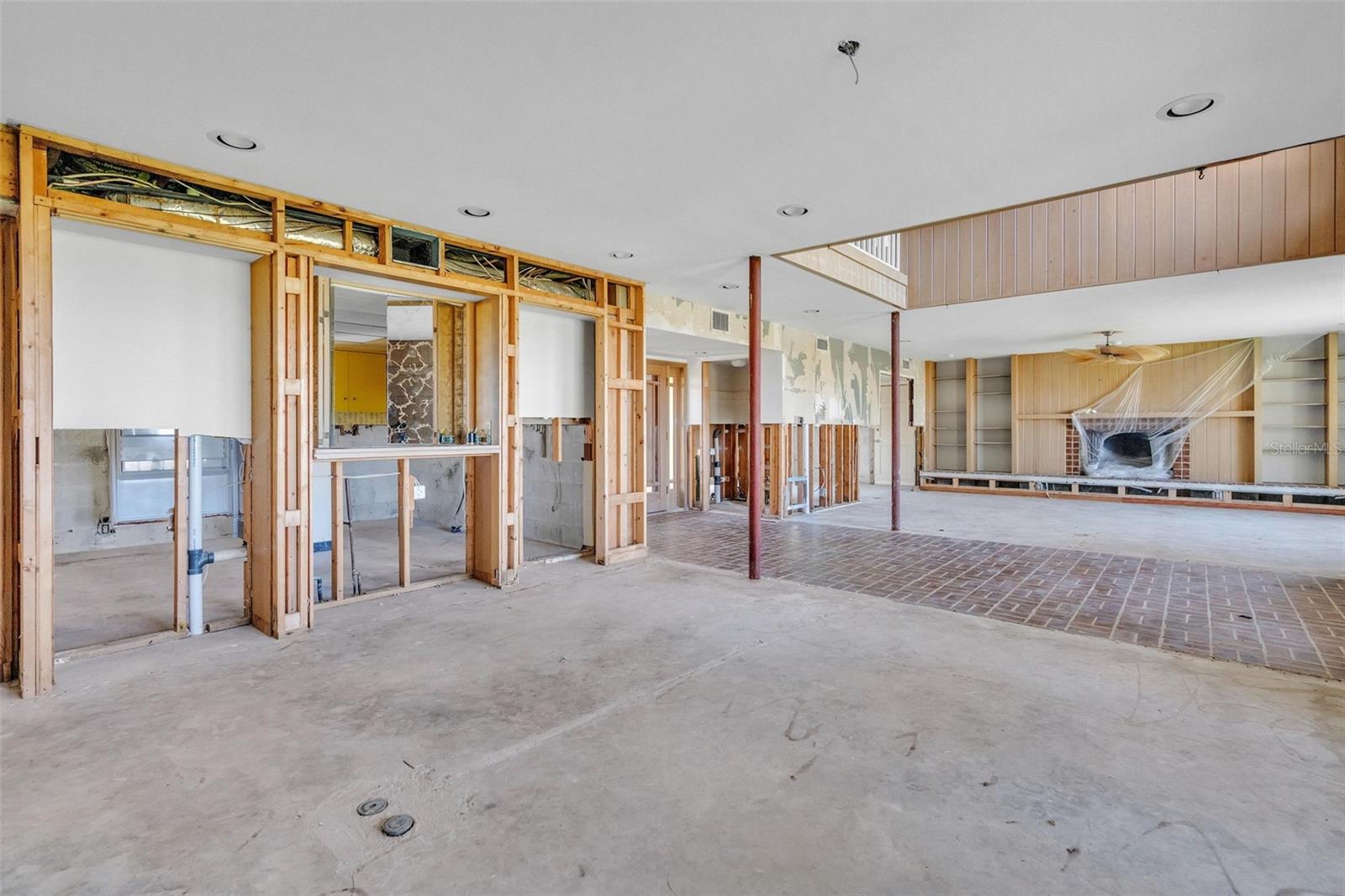 1058 ELDORADO AVE — photo 92