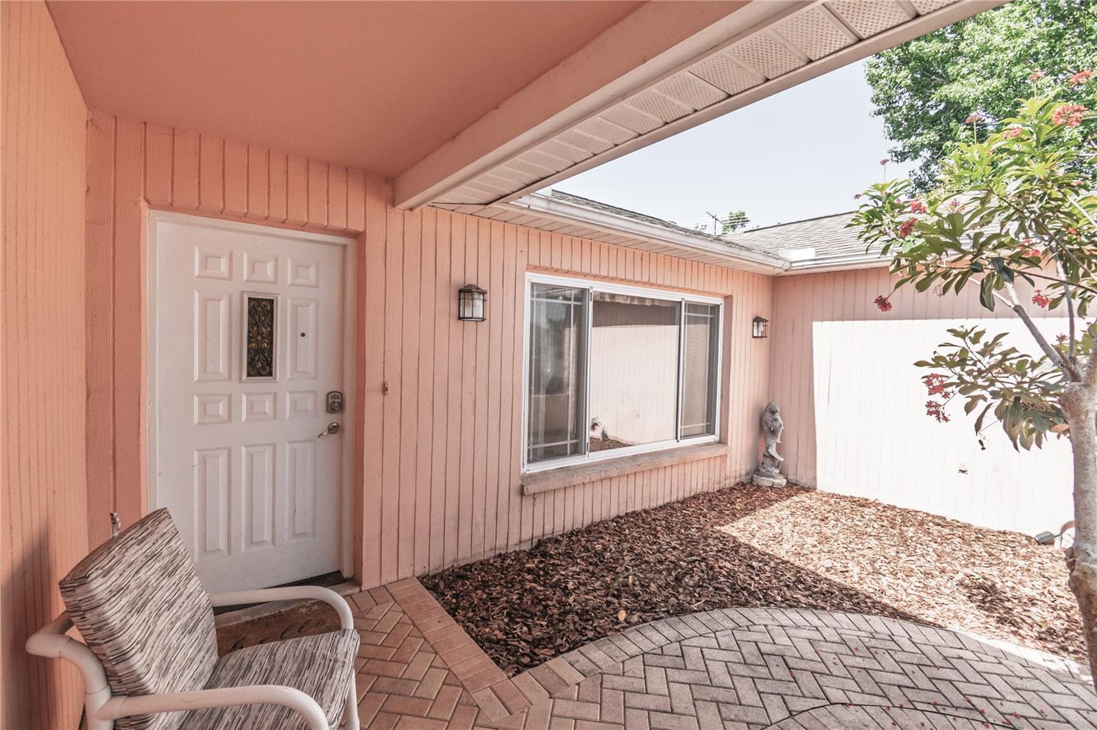 7812 TURNBRIDGE DR — photo 2