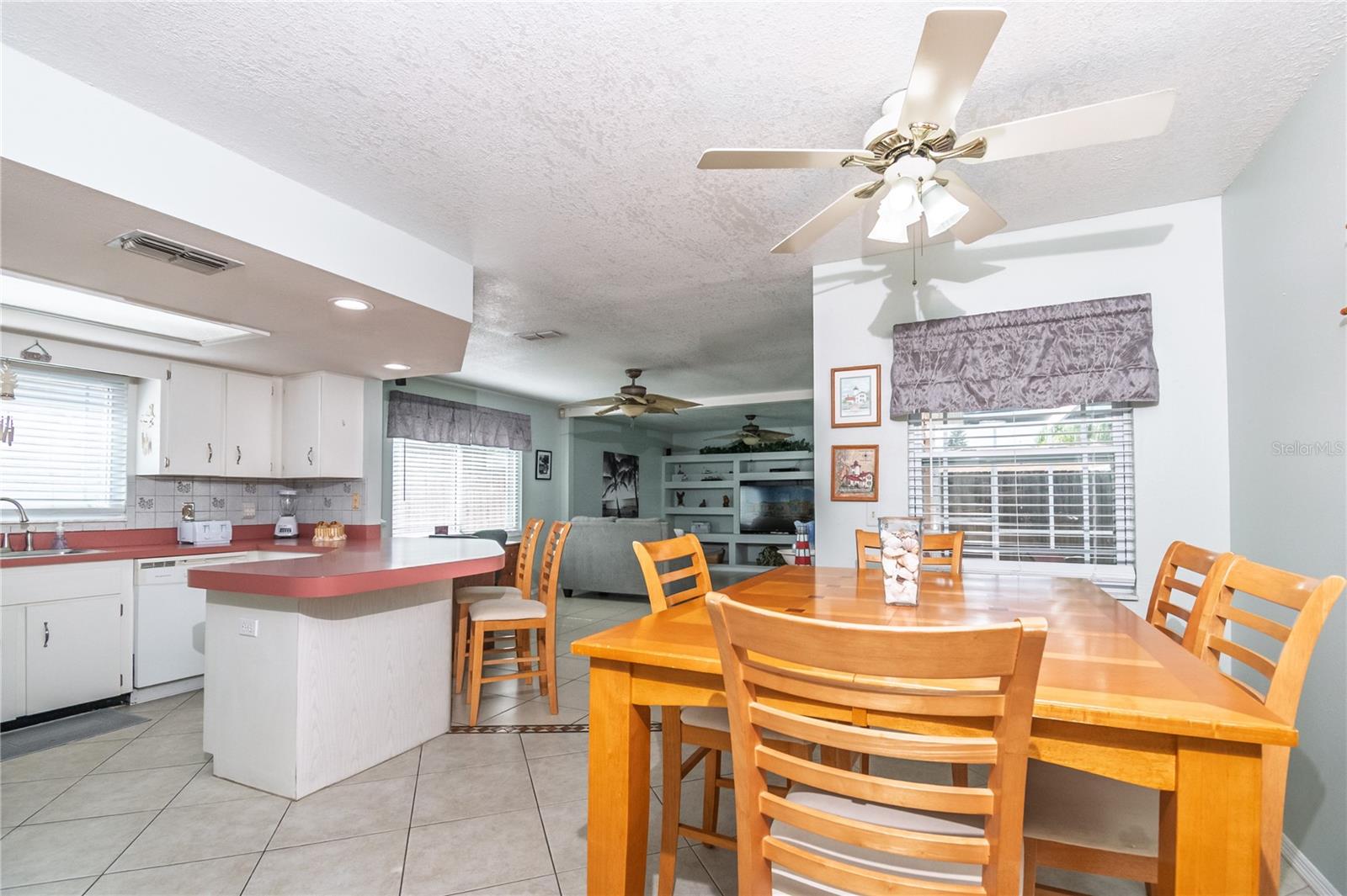 7812 TURNBRIDGE DR — photo 15