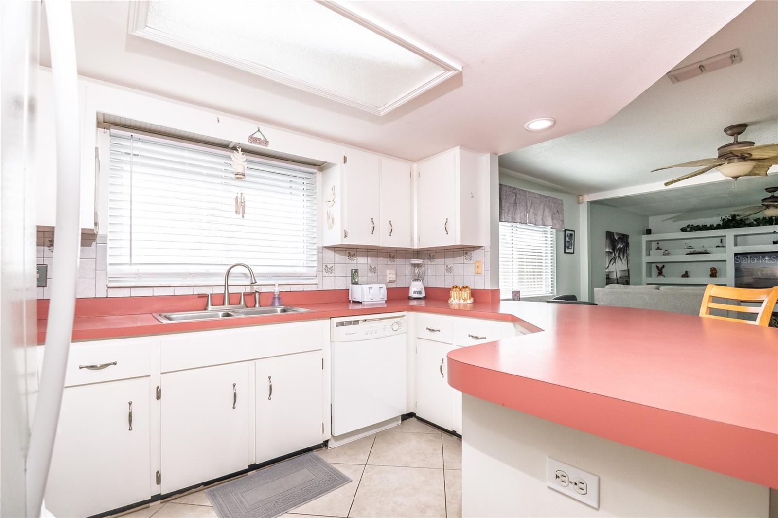 7812 TURNBRIDGE DR — photo 18