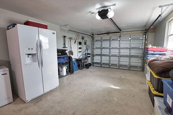 1 CAROLL CIR — photo 31