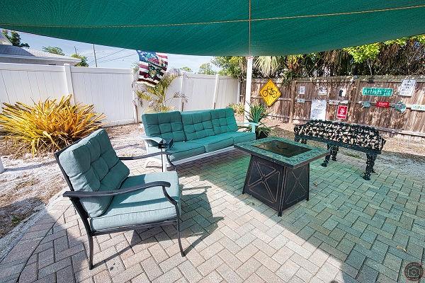 1 CAROLL CIR — photo 25