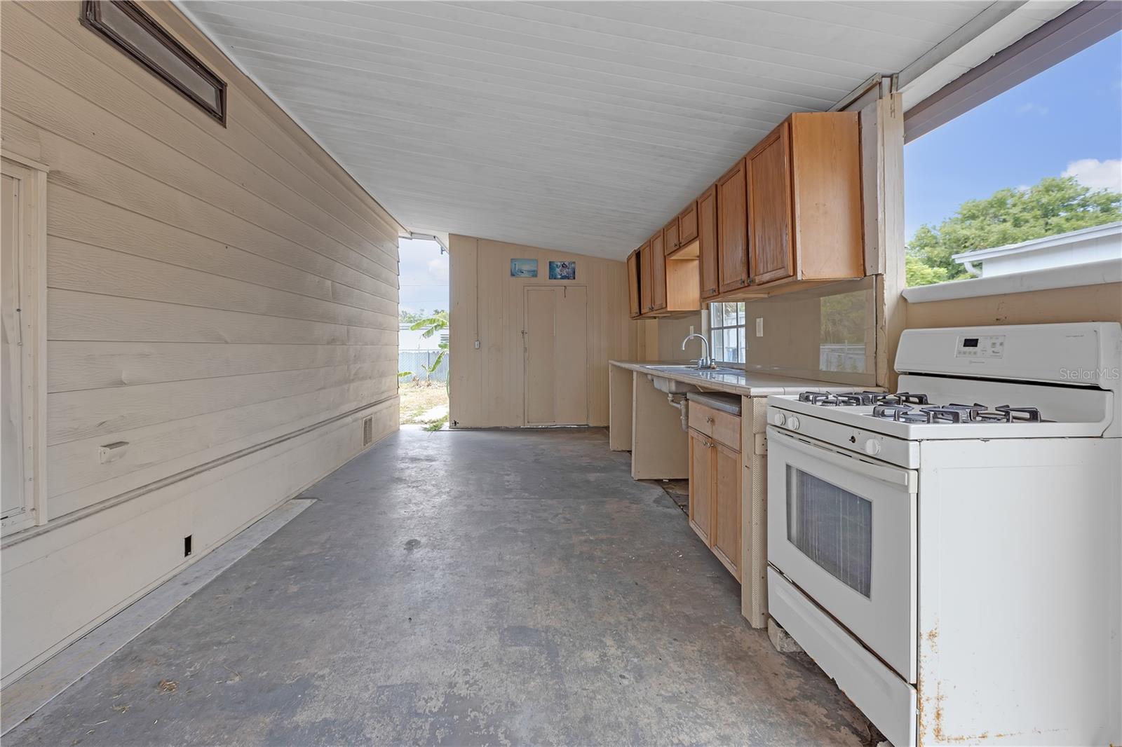 11309 LEISURE LN — photo 31