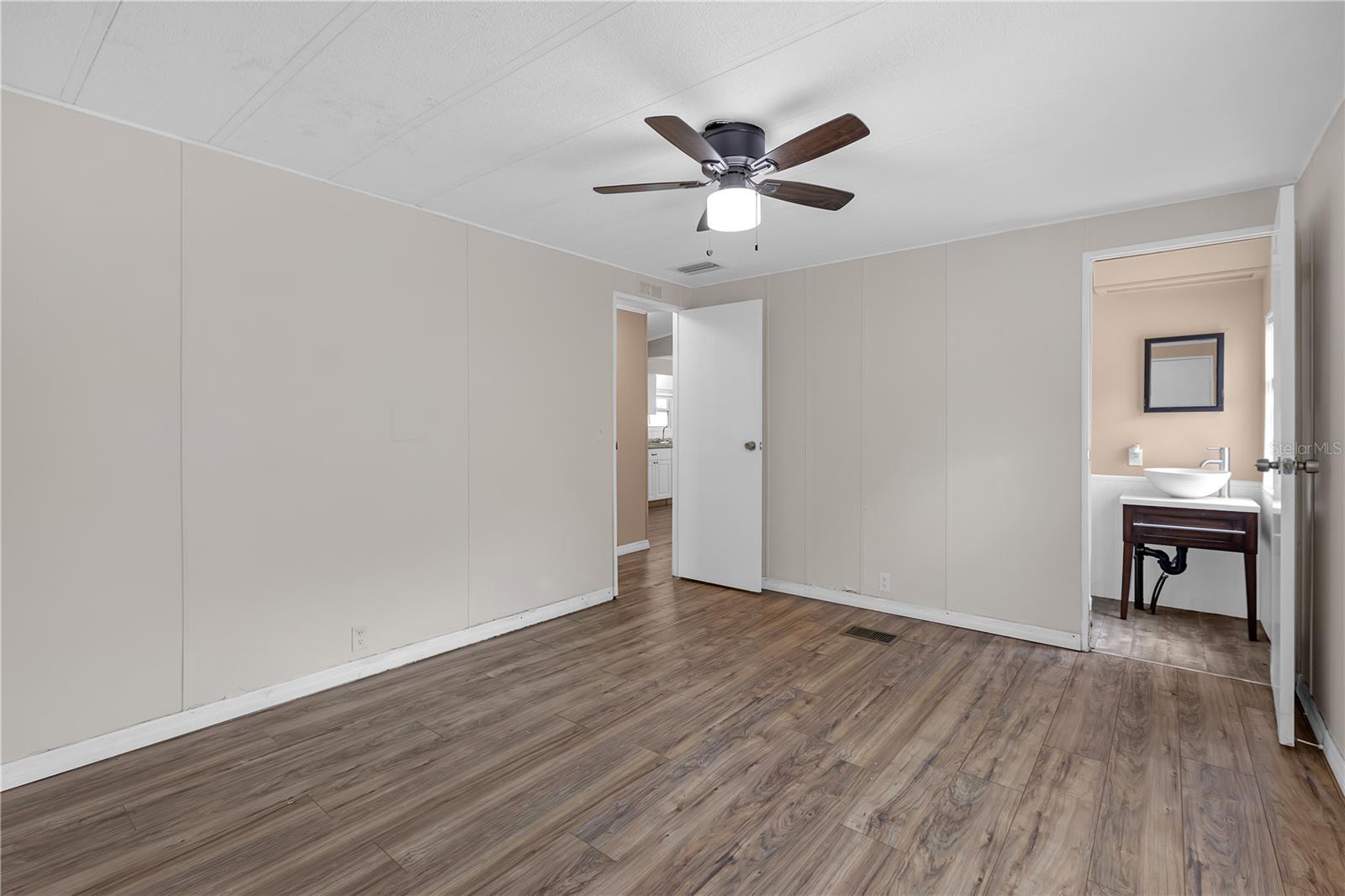 11309 LEISURE LN — photo 18