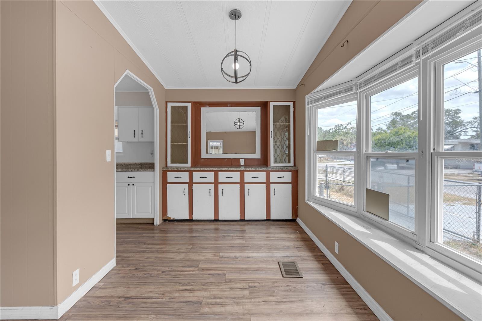11309 LEISURE LN — photo 13