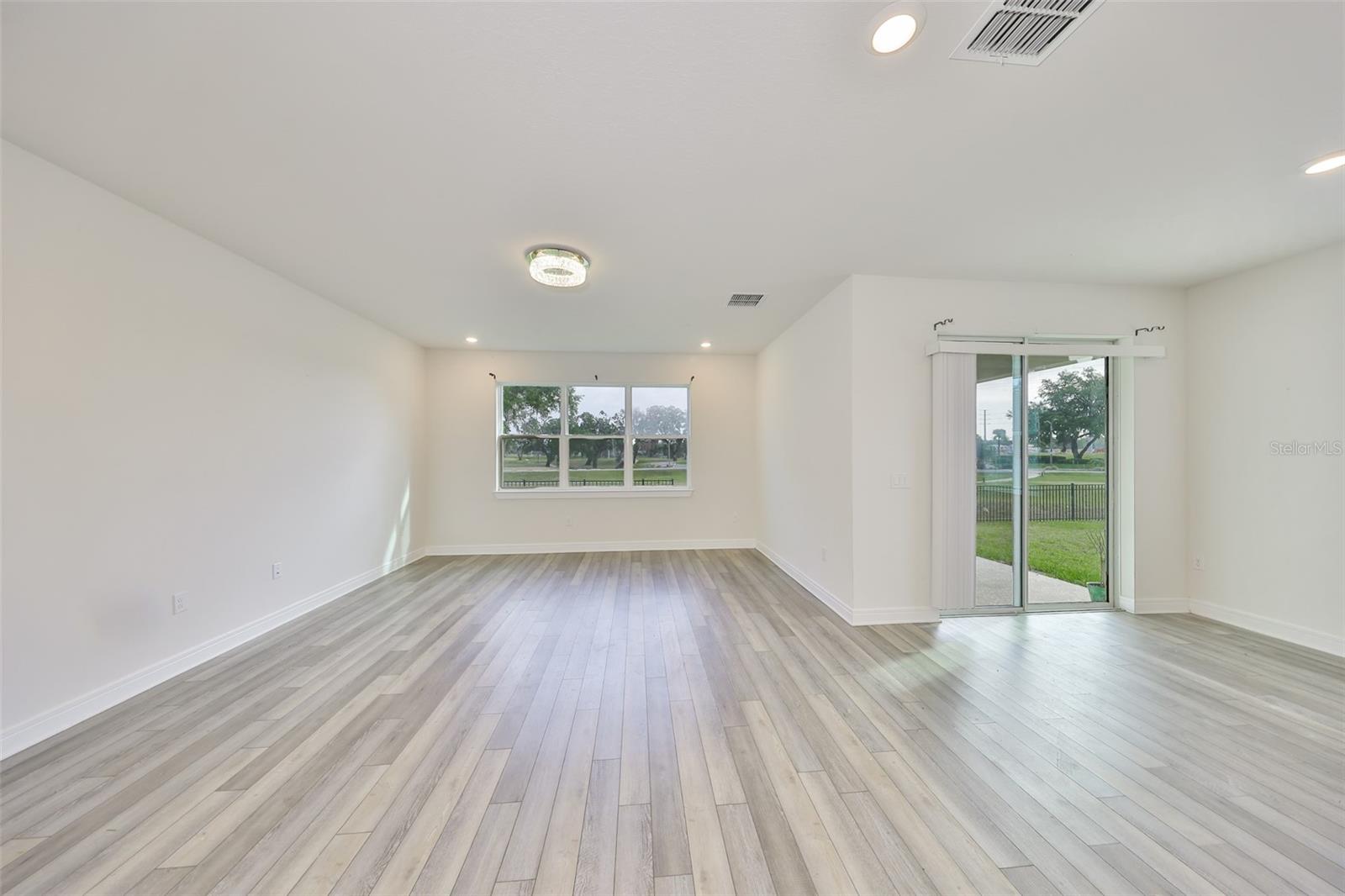36959 HIGHLAND MEADOWS CT — photo 22