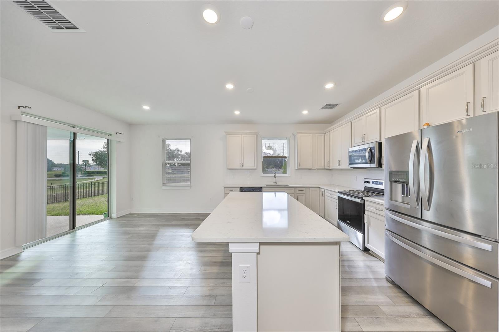 36959 HIGHLAND MEADOWS CT — photo 16