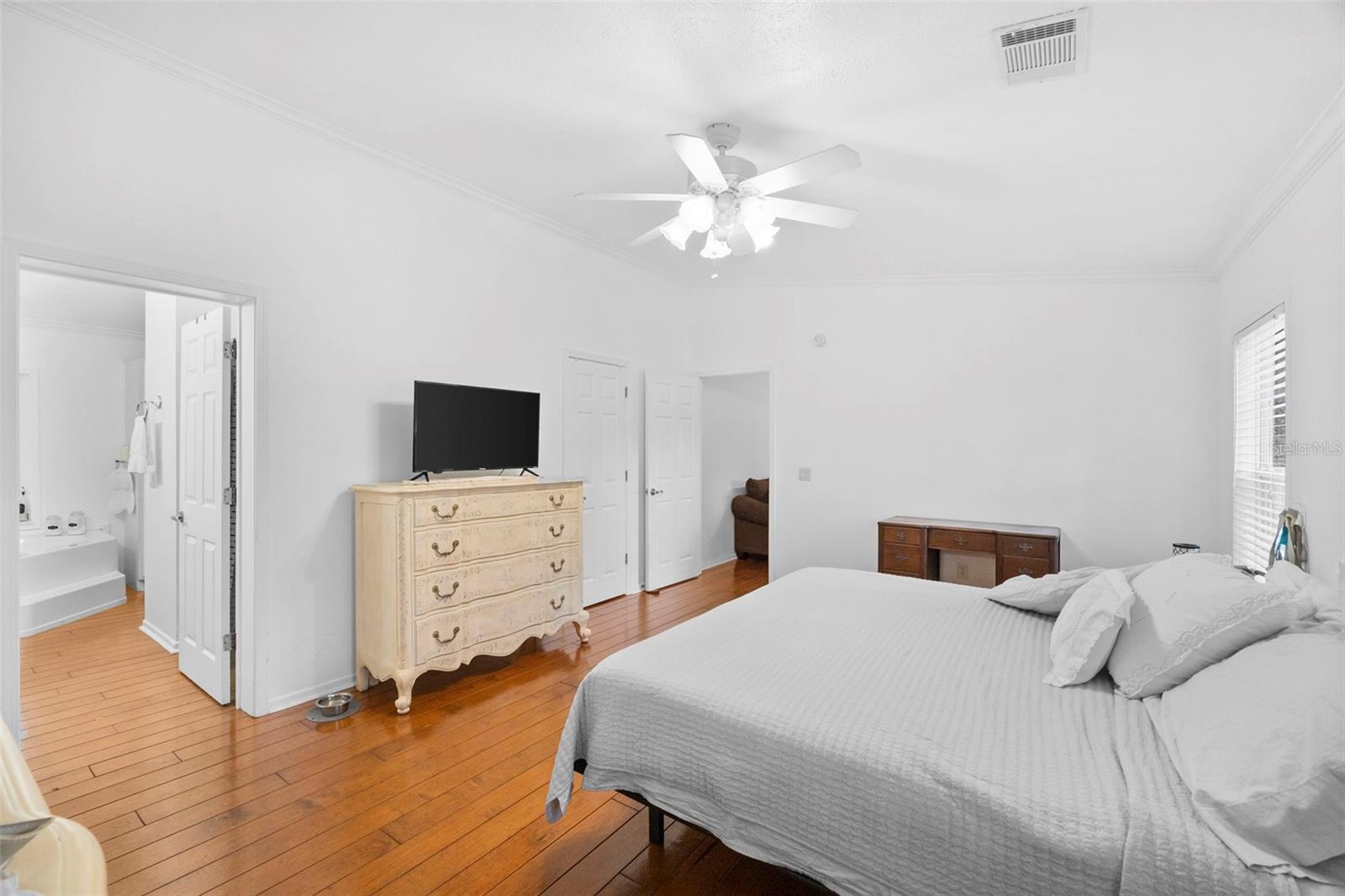 13015 ELM ST — photo 15