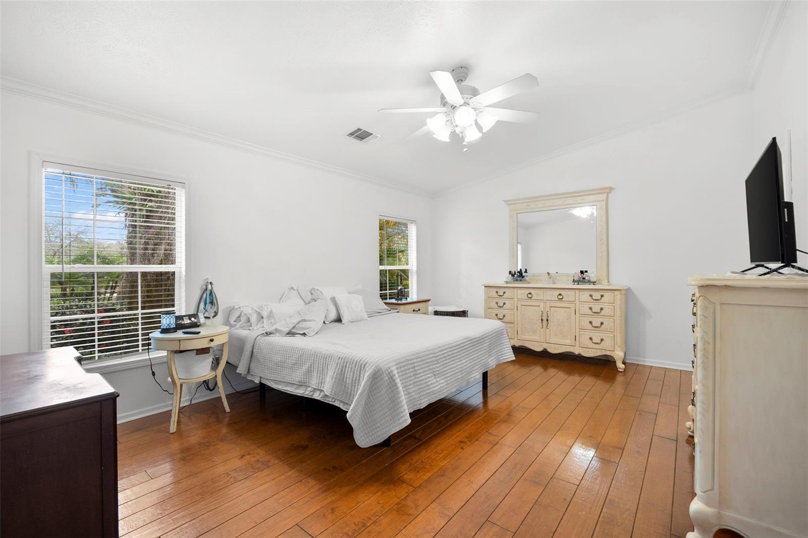 13015 ELM ST — photo 16