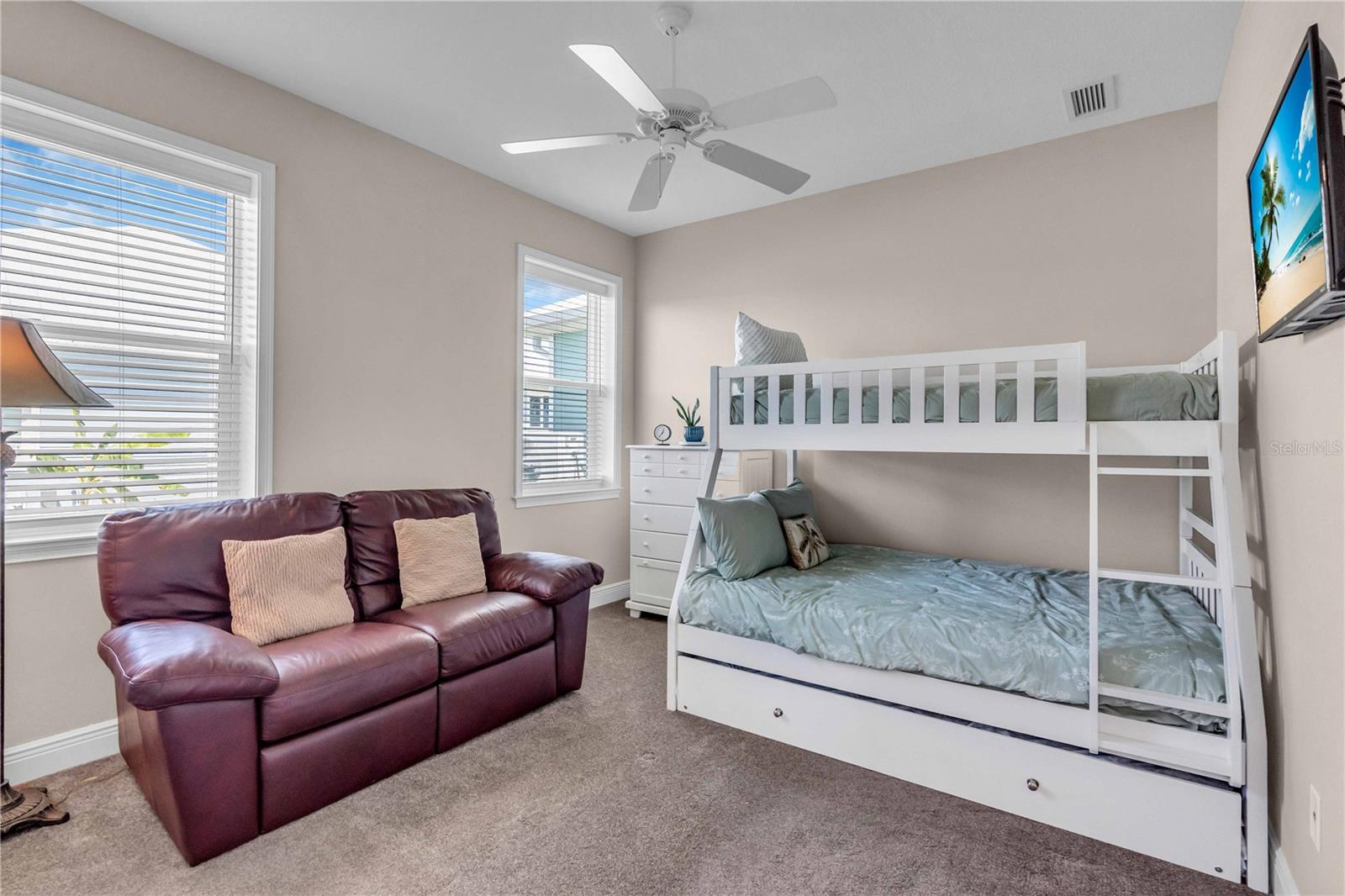 18091 WOODEN SKIFF CT — photo 18
