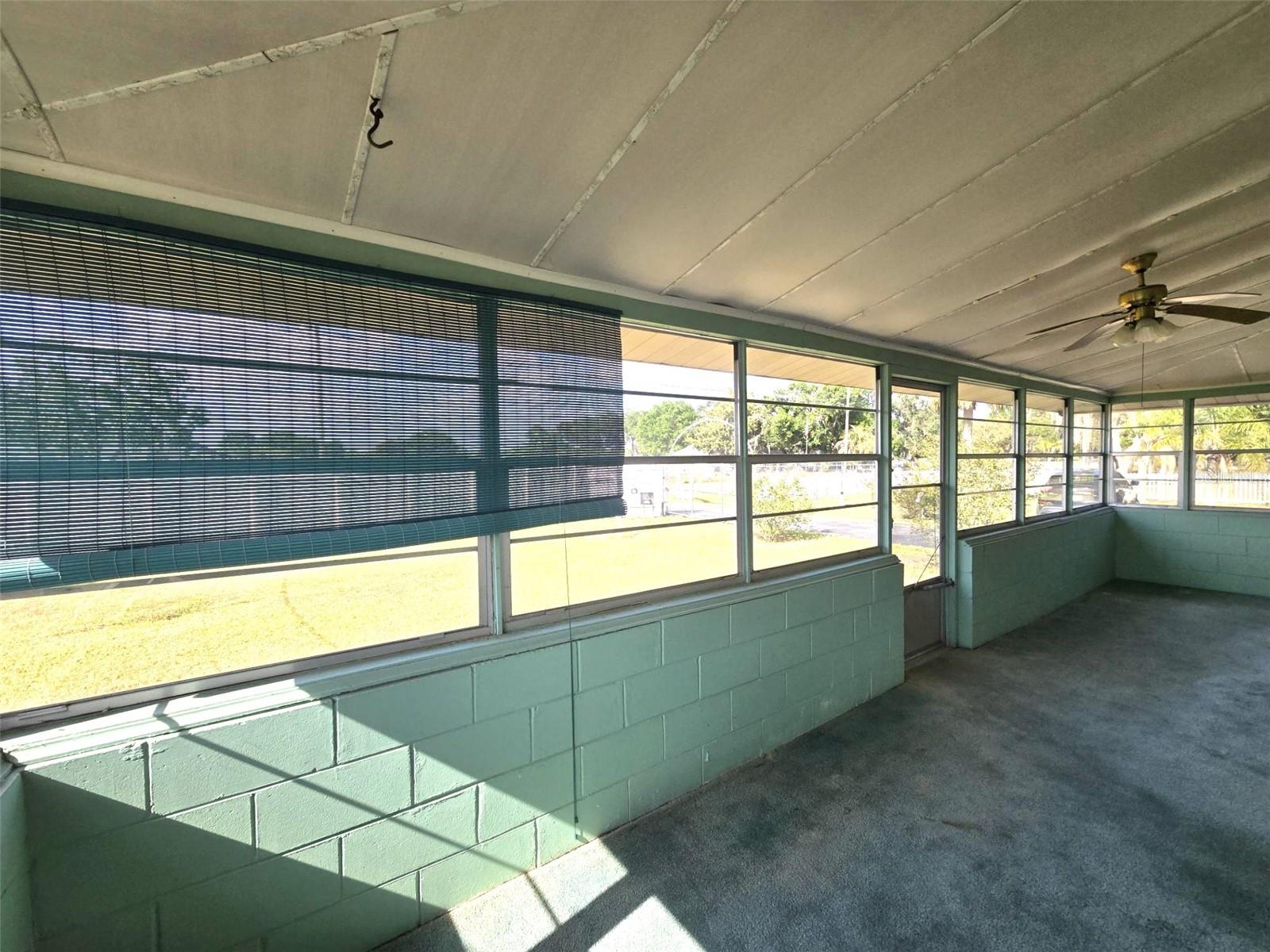 3101 MEDULLA RD — photo 35