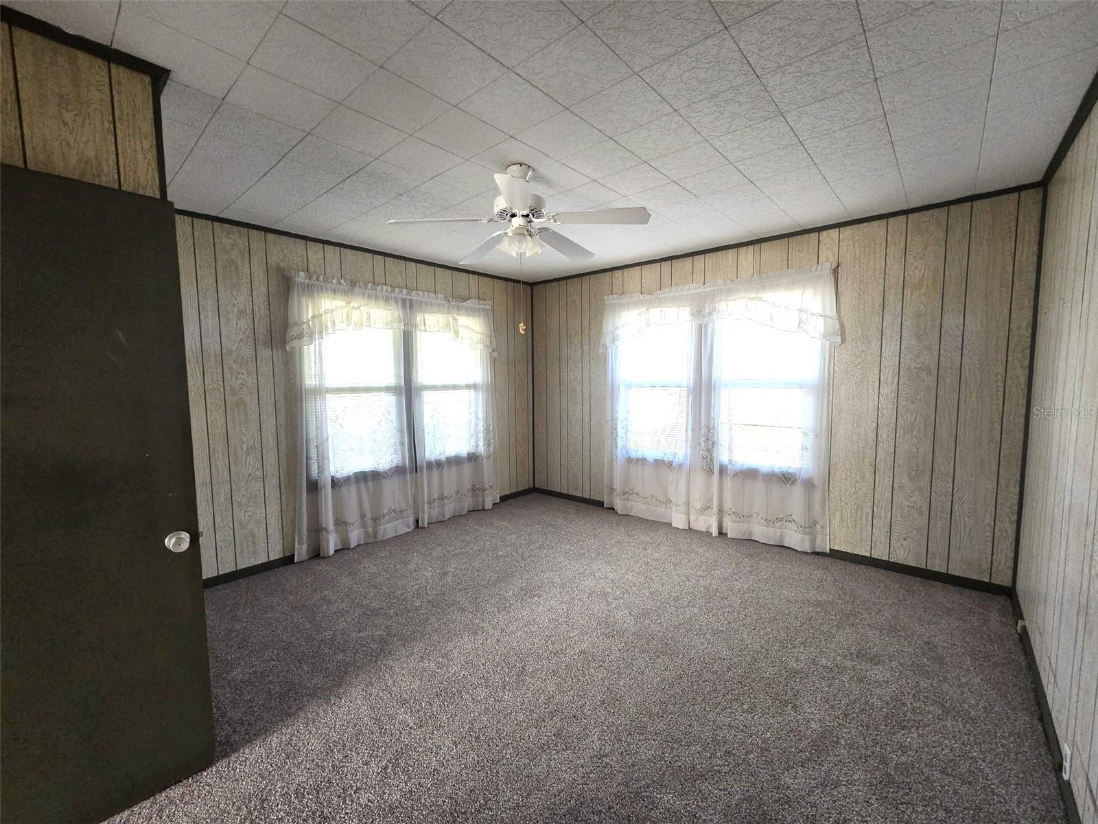 3101 MEDULLA RD — photo 28
