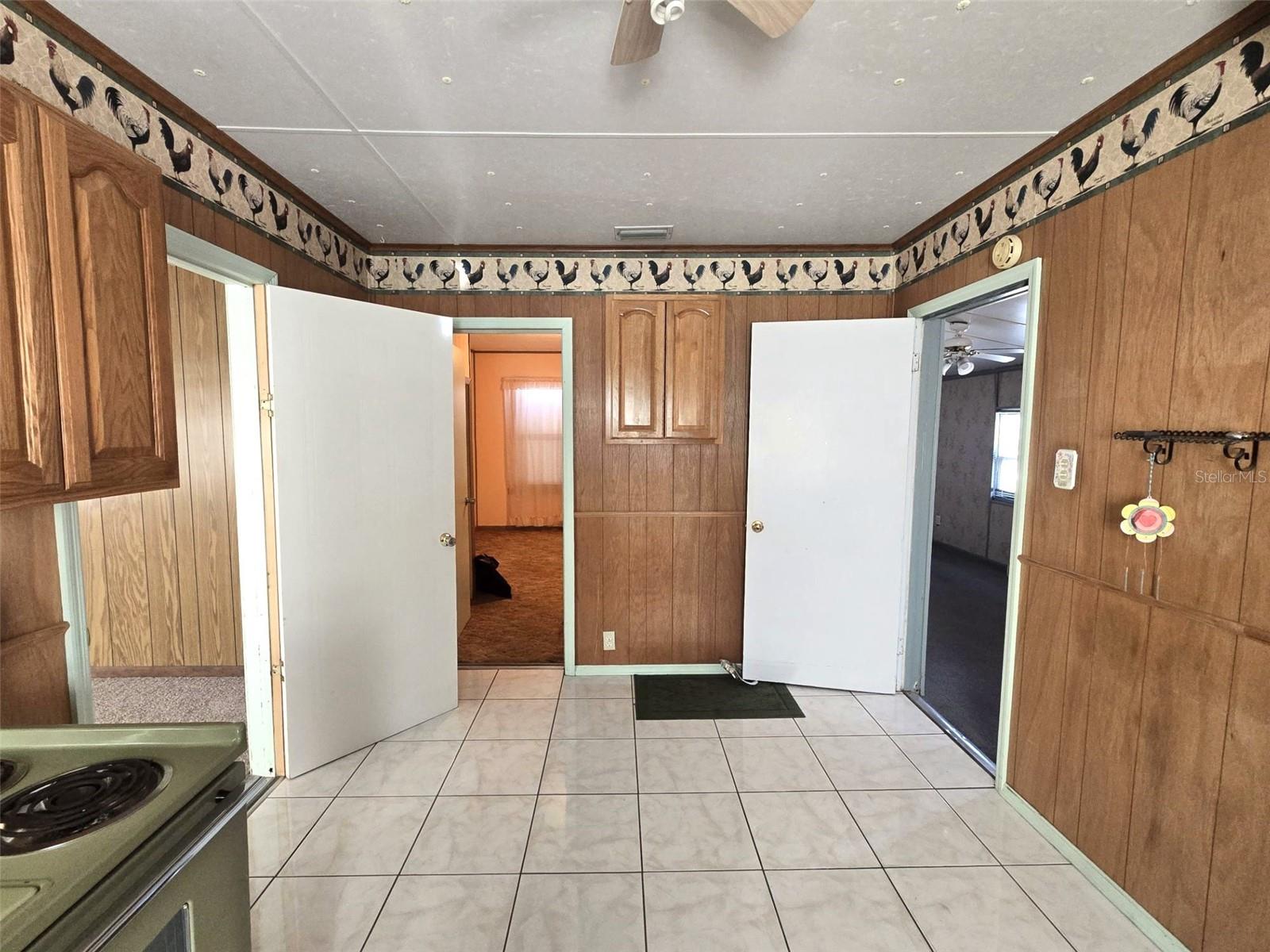 3101 MEDULLA RD — photo 22