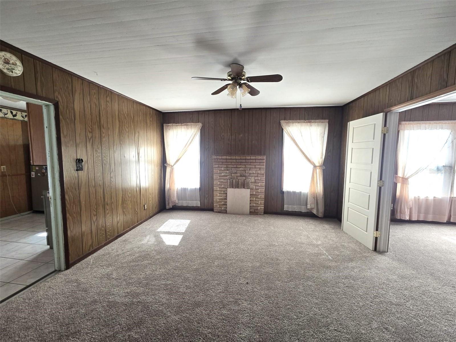 3101 MEDULLA RD — photo 24