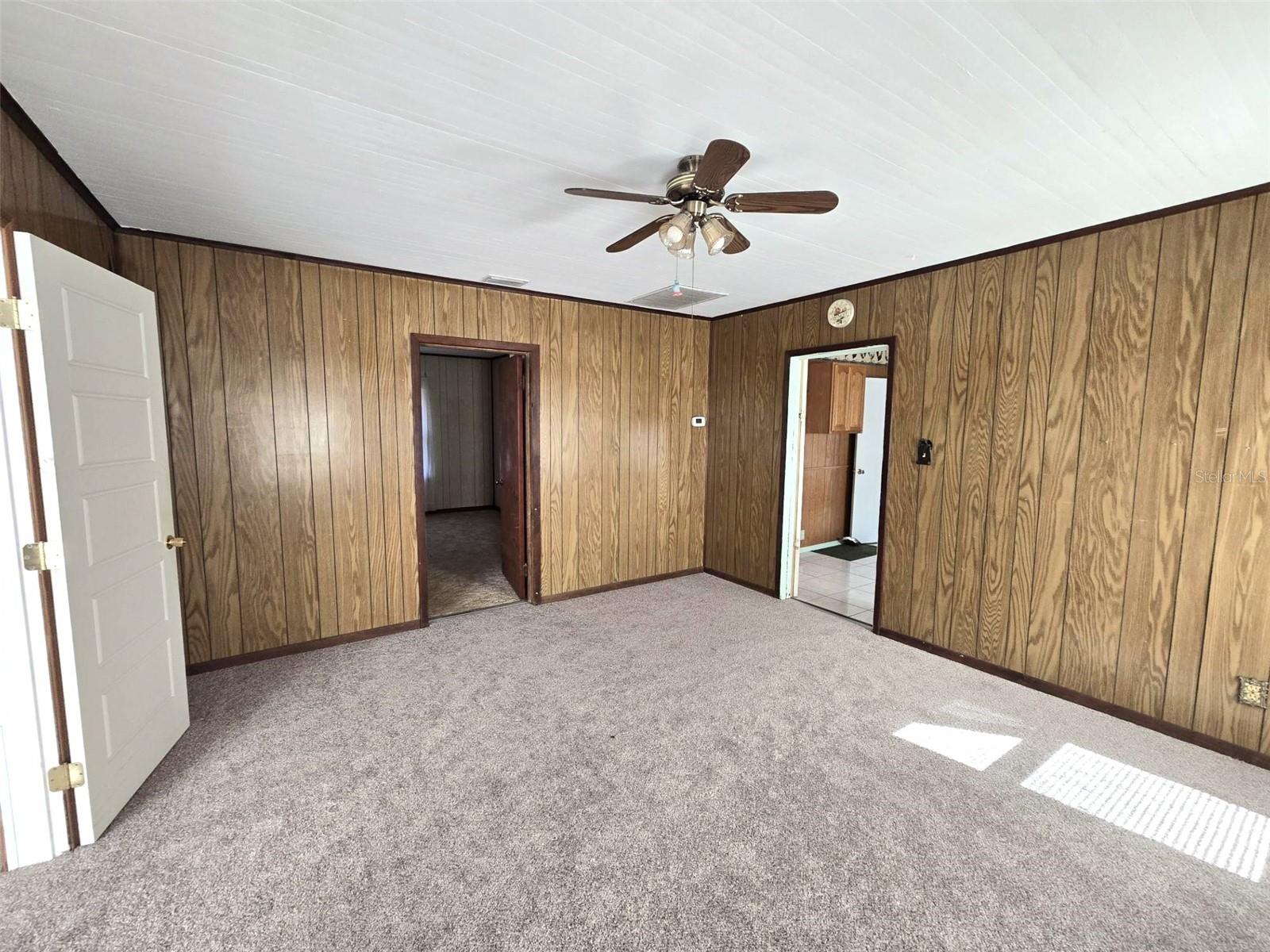 3101 MEDULLA RD — photo 29