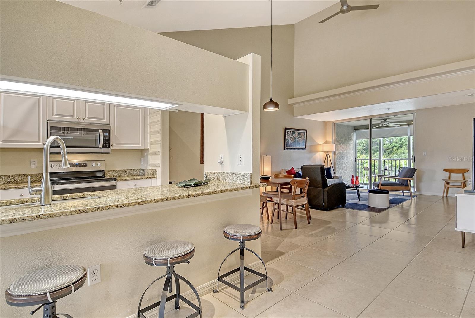 8370 WINGATE DR #724 — photo 4