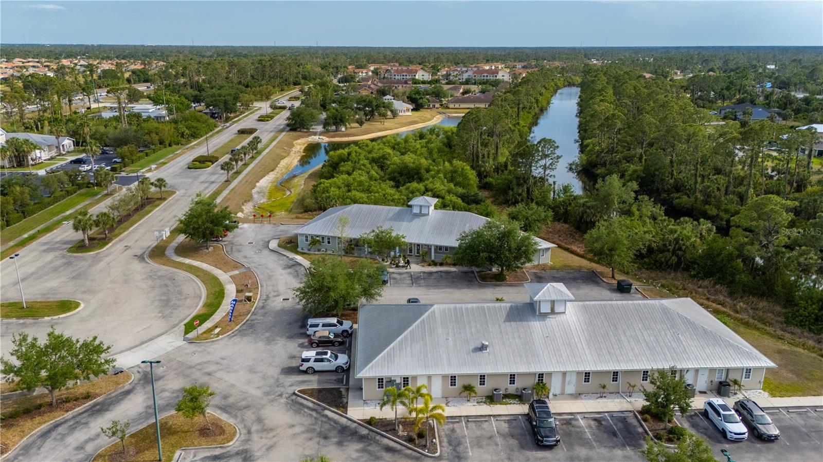 2525 BOBCAT VILLAGE CENTER RD — photo 2