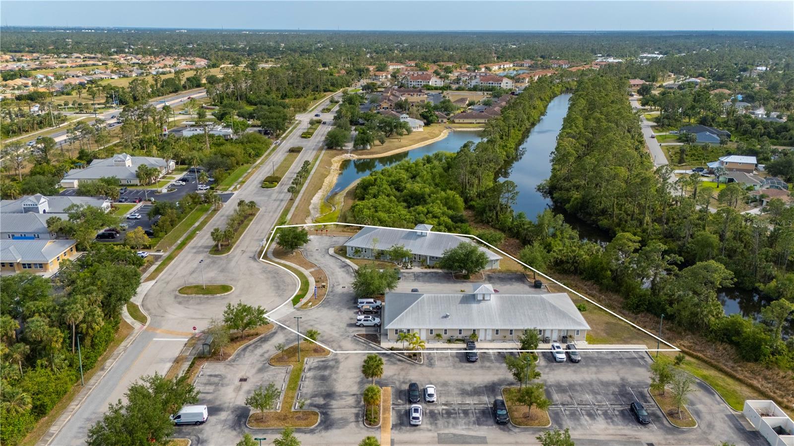 2525 BOBCAT VILLAGE CENTER RD — photo 15
