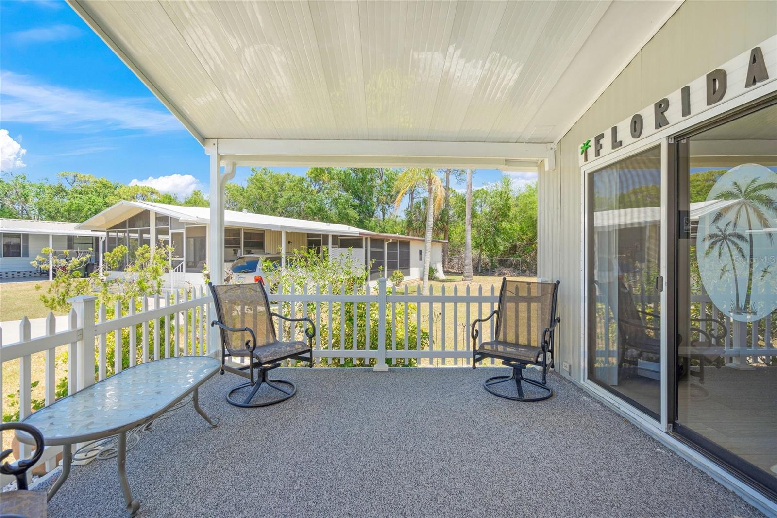 925 IGLESIA DR — photo 4