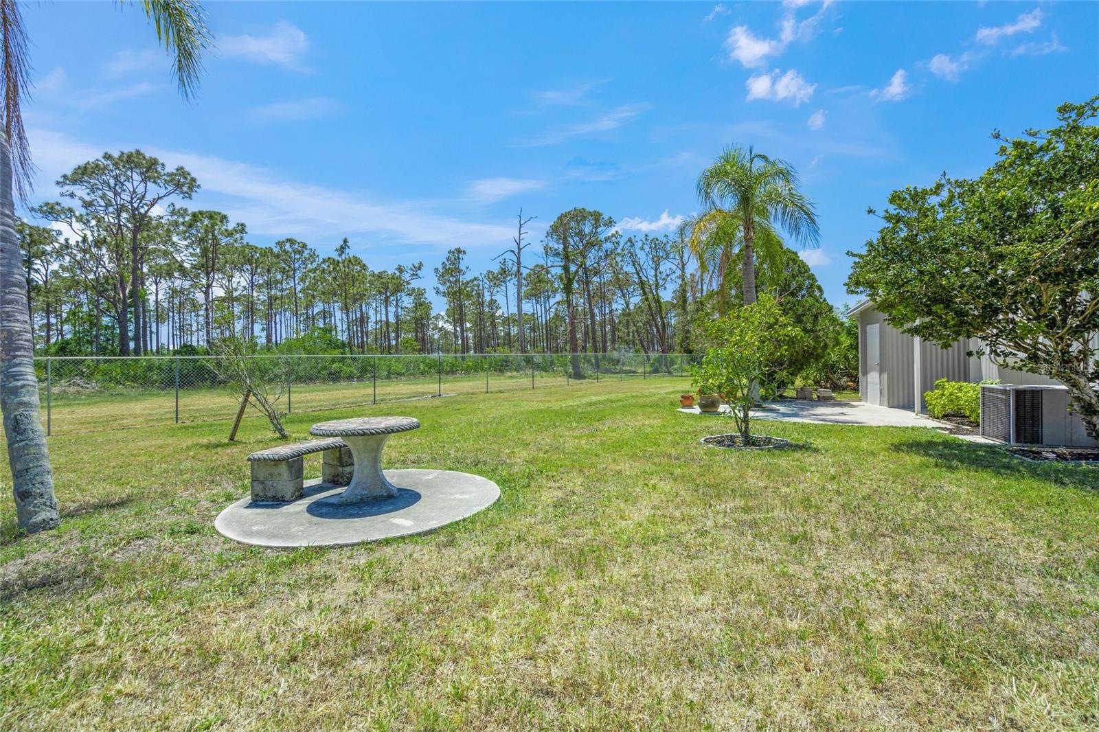 925 IGLESIA DR — photo 24