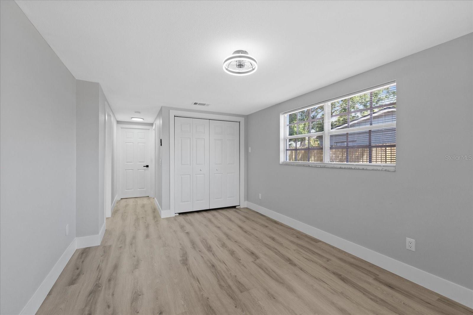 324 COUNTRY CLUB DR — photo 36