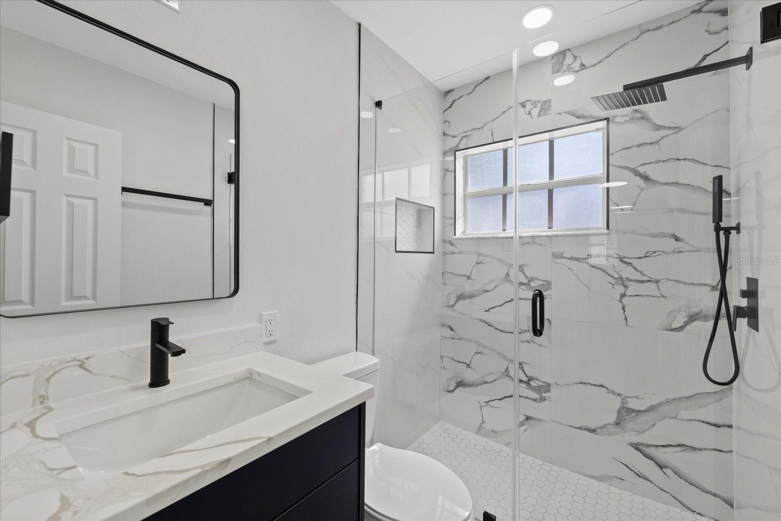 324 COUNTRY CLUB DR — photo 28