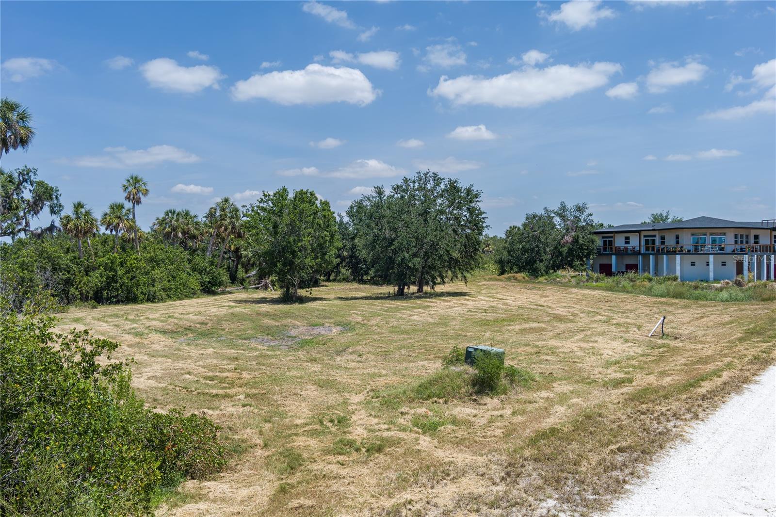 818 BAYOU POINT CT — photo 3