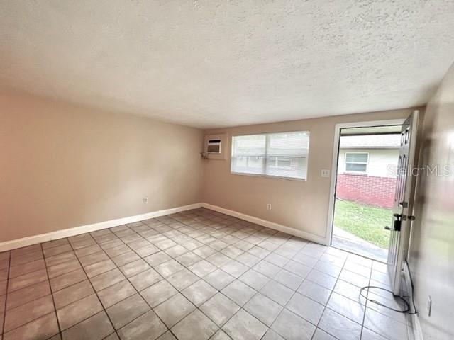 9418 GREYSTONE RD — photo 9