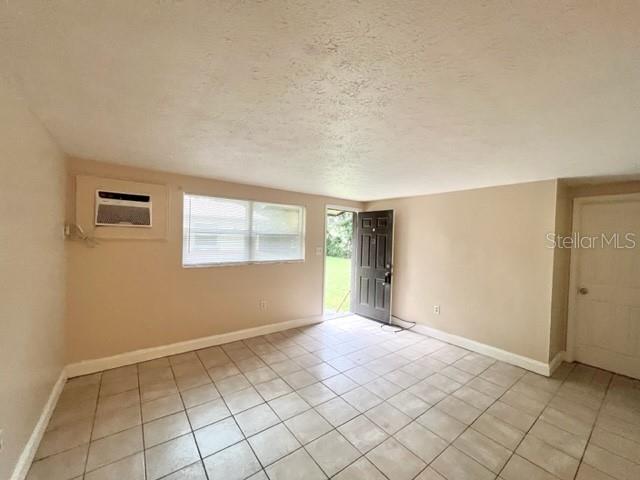 9418 GREYSTONE RD — photo 8