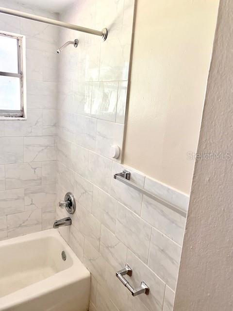 9420 GREYSTONE RD — photo 6