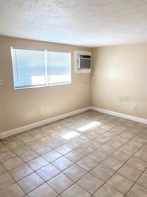 9420 GREYSTONE RD — photo 5