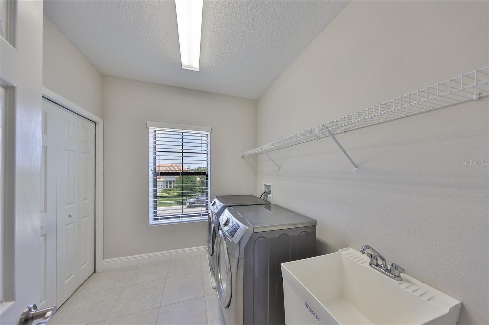 11909 CLIMBING FERN AVE — photo 47