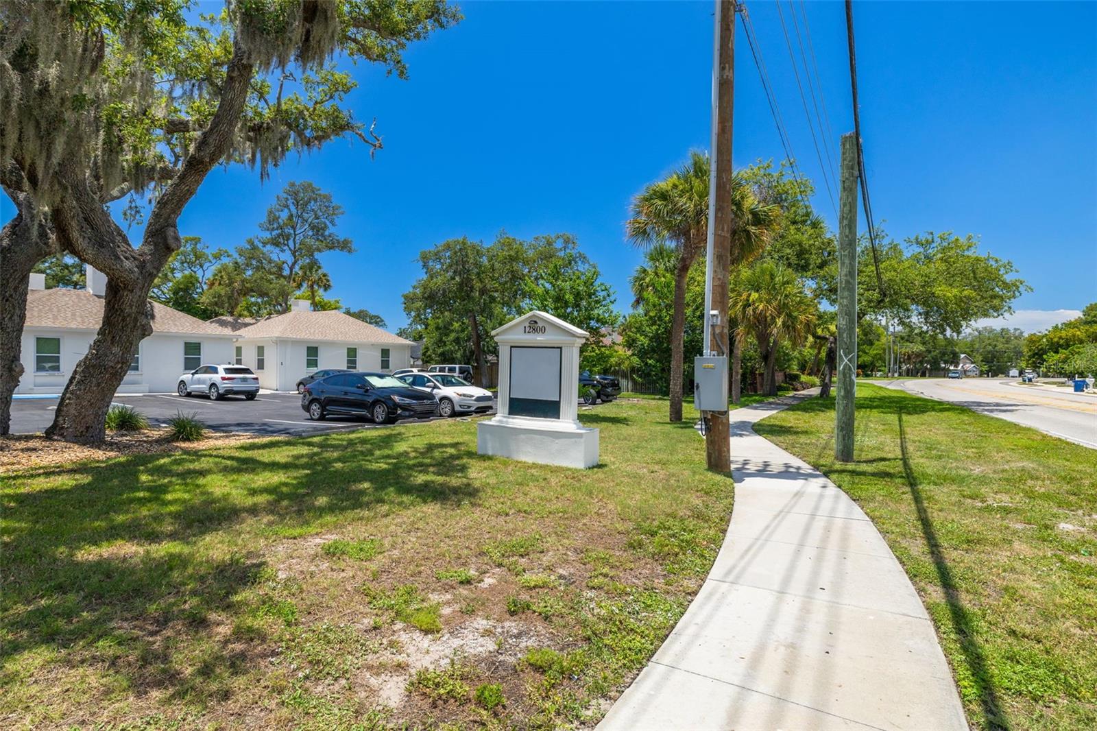 12800 INDIAN ROCKS RD — photo 3