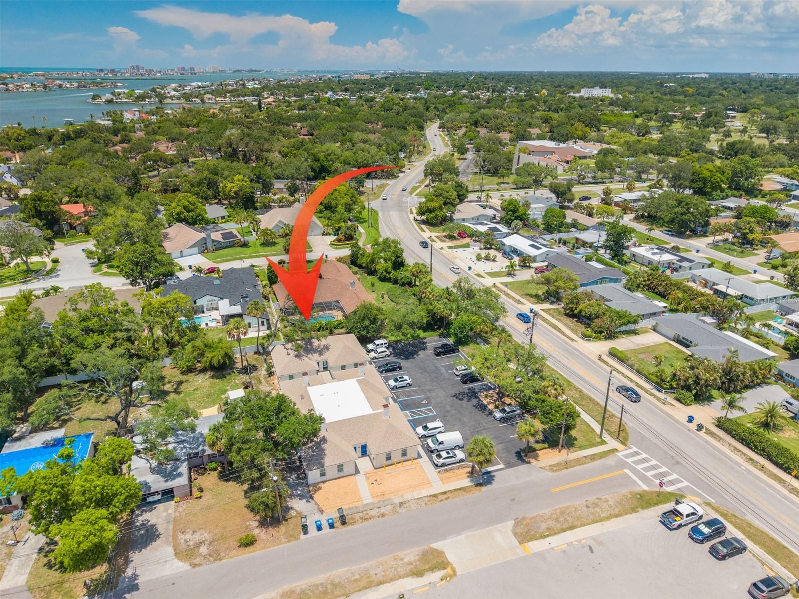 12800 INDIAN ROCKS RD — photo 8