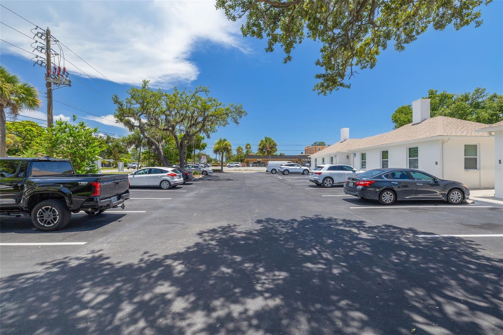 12800 INDIAN ROCKS RD — photo 5