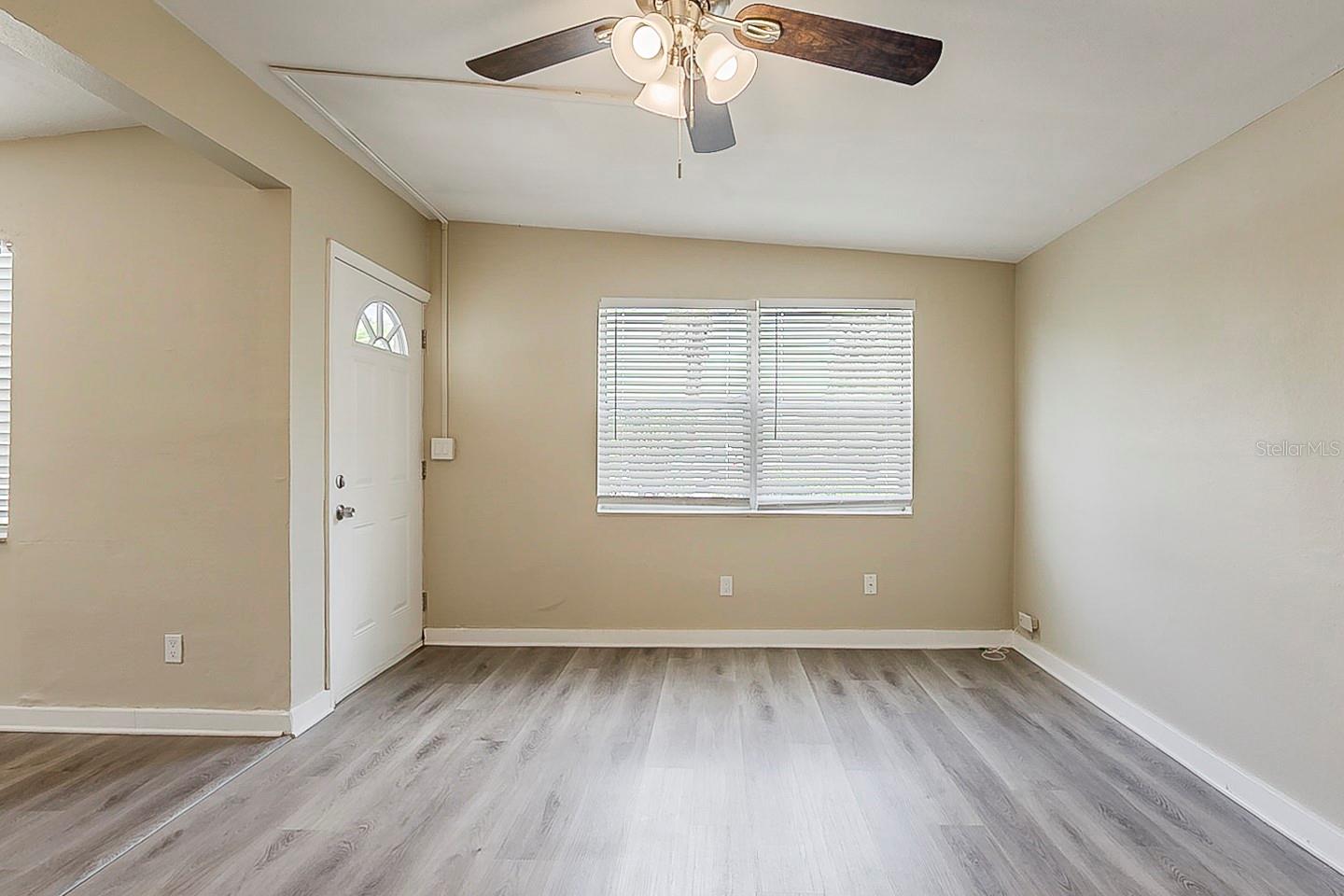 4010 EMERSON AVE S — photo 8