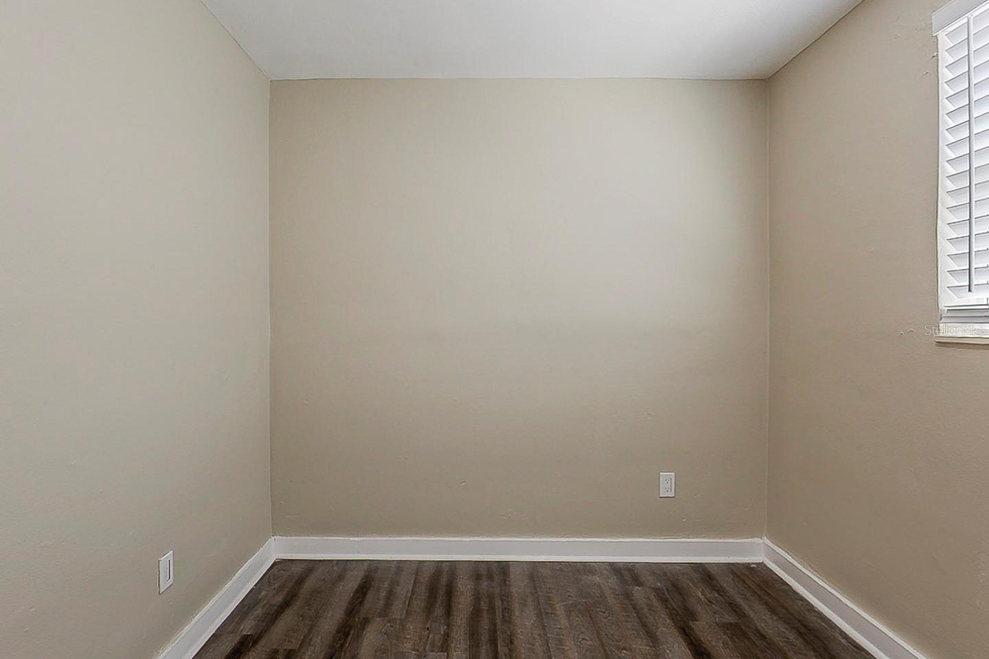 4010 EMERSON AVE S — photo 9