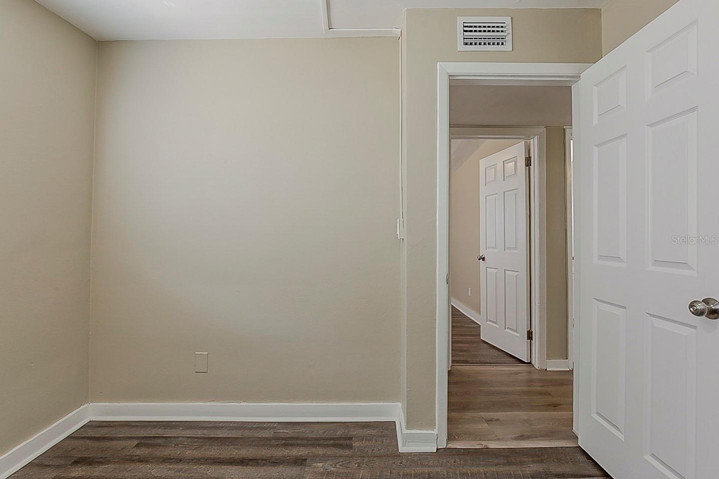 4010 EMERSON AVE S — photo 14