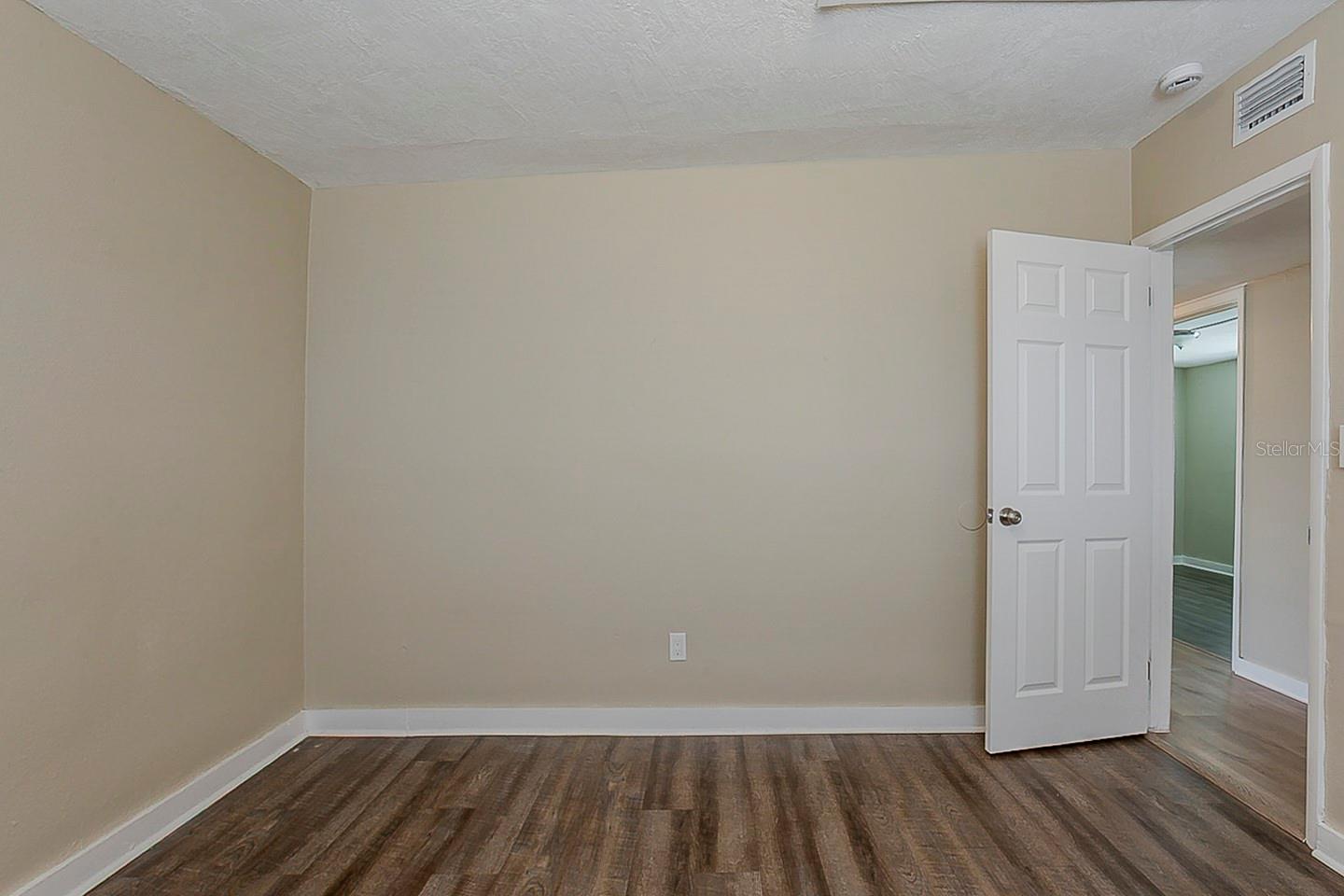 4010 EMERSON AVE S — photo 18